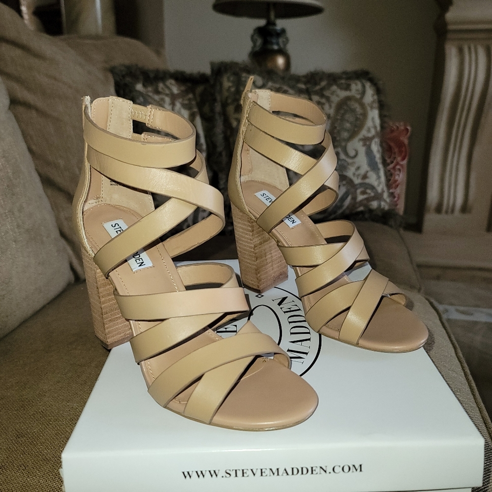 Steve Madden Strappy Natl Lea Heel